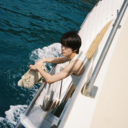 ‘Horizon’ RECORDING BEHIND